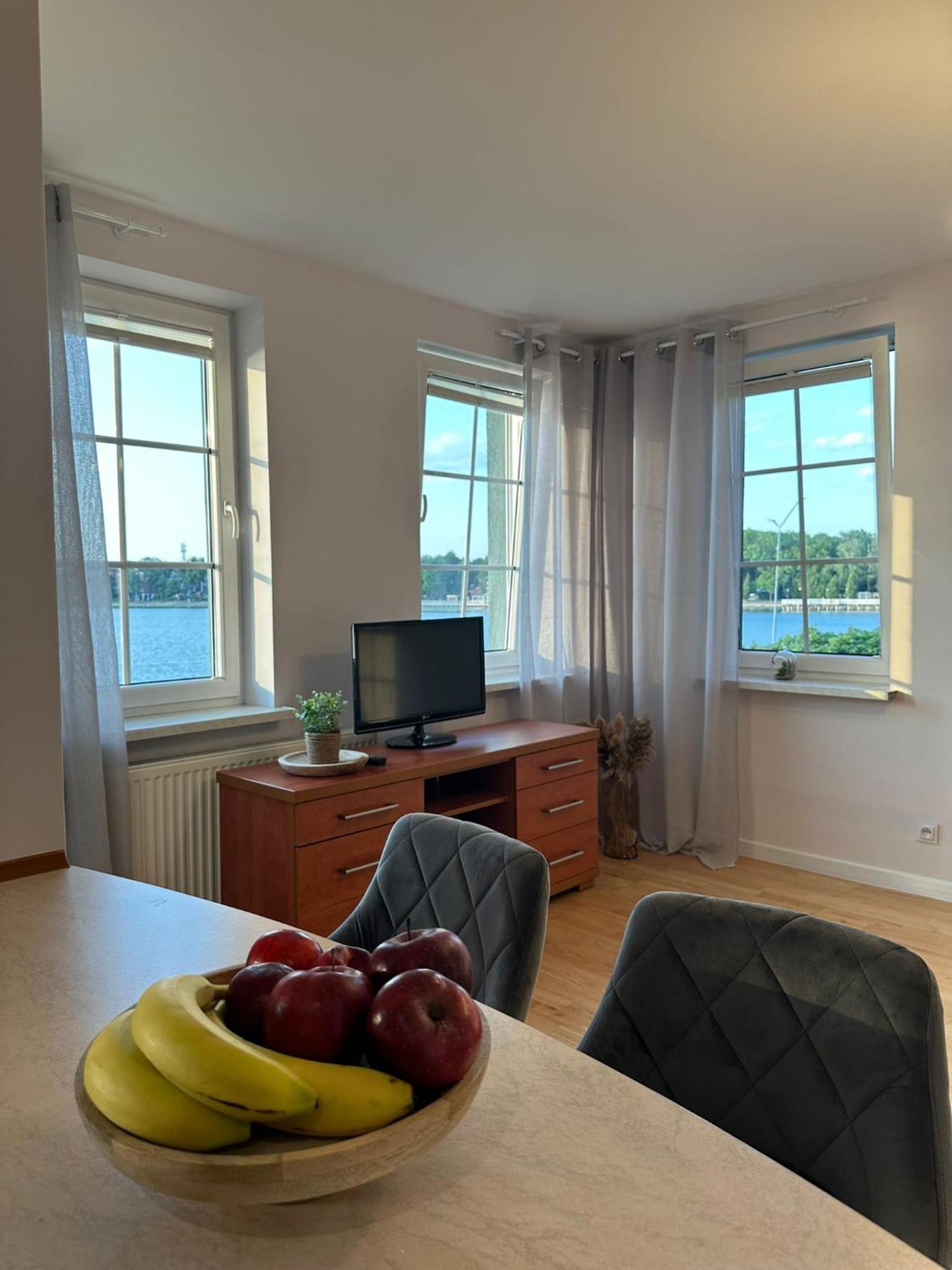 Chillout U Oli Apartament Nad Samym Jeziorem Ostróda Exterior foto